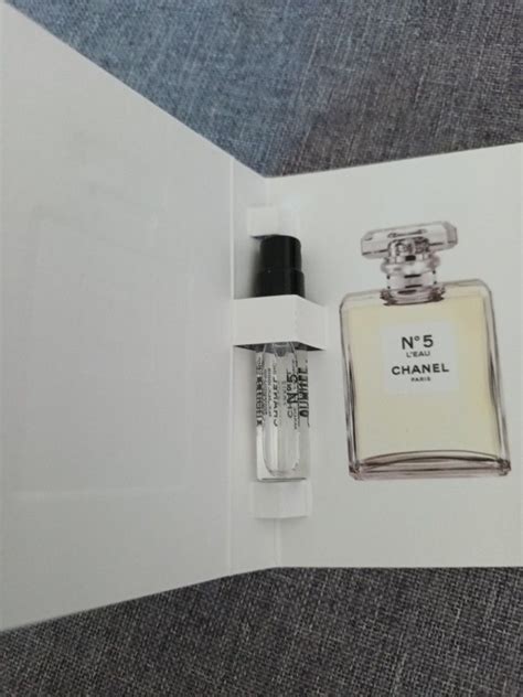 buy chanel no 5 montreal|Chanel no 5 sample size.